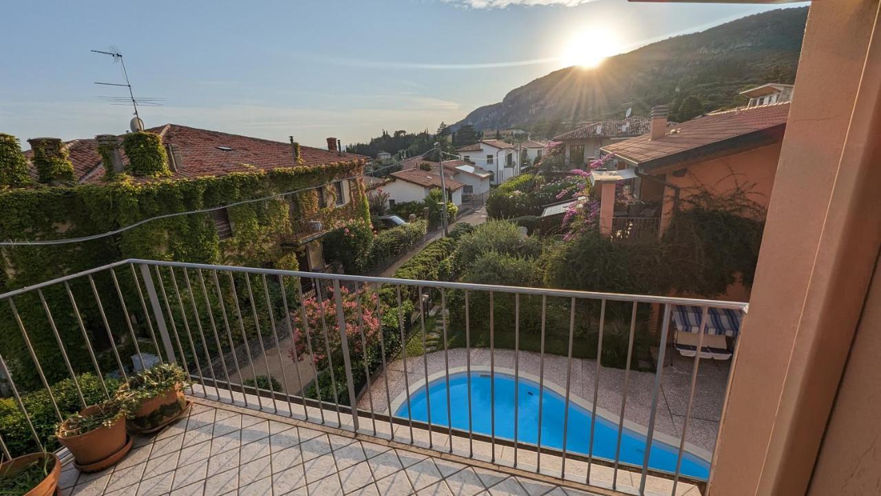 Terrazza Di Garda - Regarda Travel Appartement Buitenkant foto