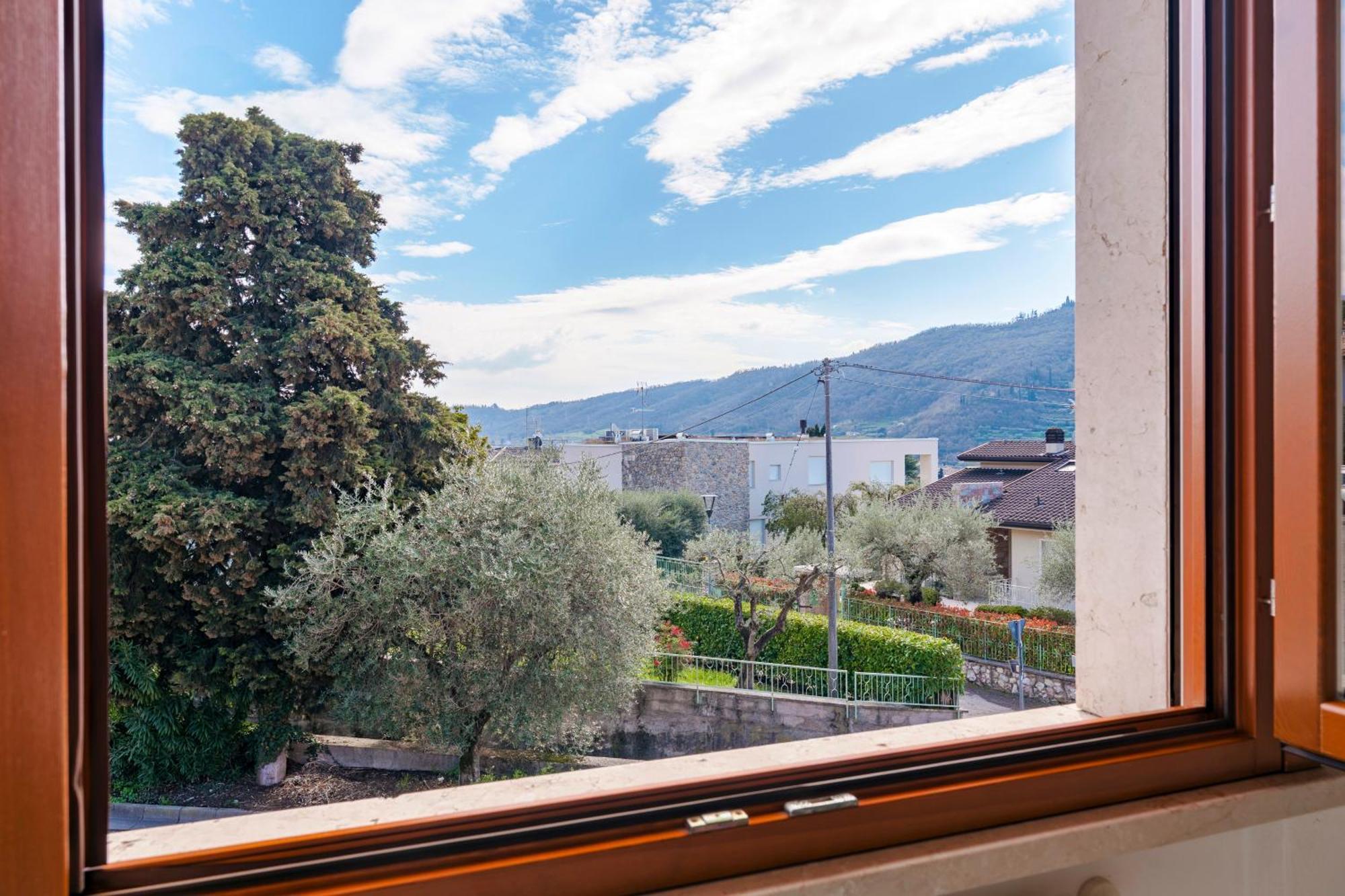 Terrazza Di Garda - Regarda Travel Appartement Buitenkant foto